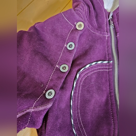 Lululemon special edition removable sleeve scuba hoodie - Picture 4 of 11